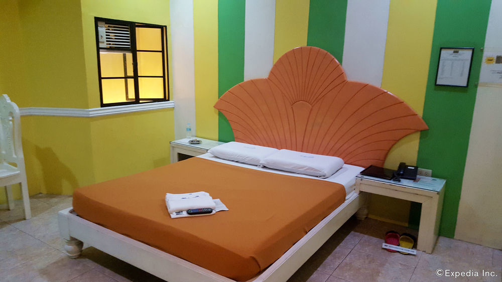 Hollywood Drive-In Hotel Baguio City Bagian luar foto