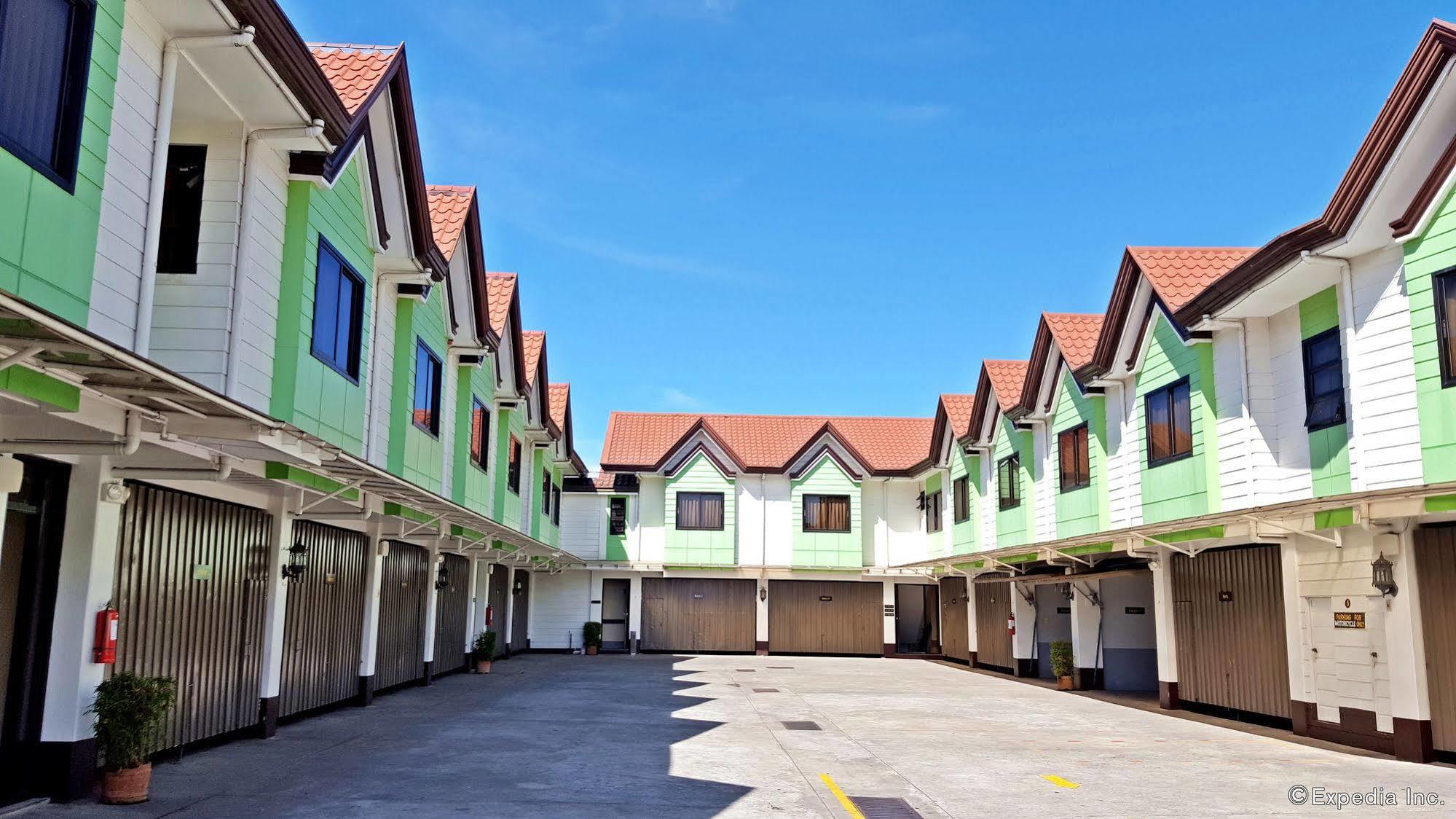 Hollywood Drive-In Hotel Baguio City Bagian luar foto